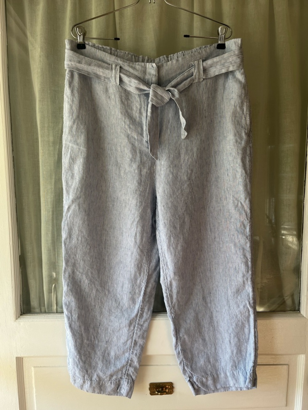 Chico's Linen Light Blue Striped Tie-Waist Cropped Ankle Pants